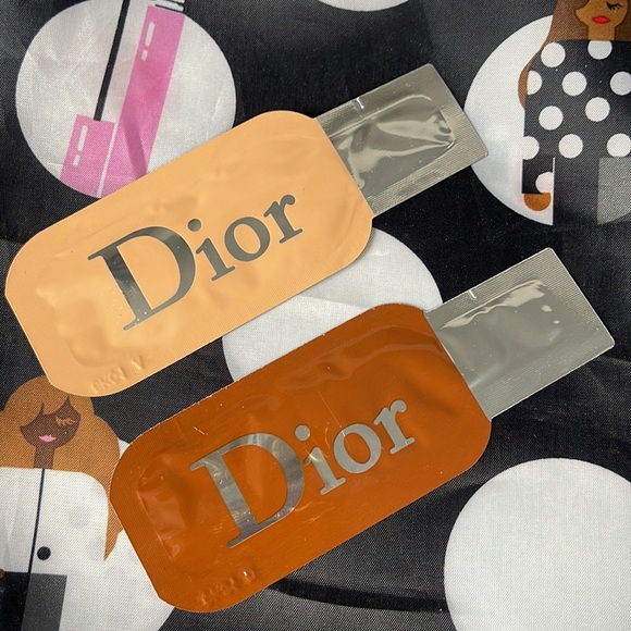 New ✨ Mixed Dark Tone Foundation - Sephora Sampler Bag - Picture 3 of 12